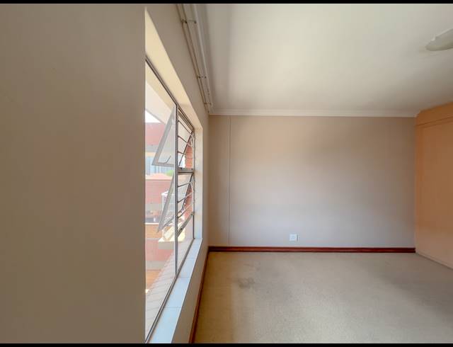 2 BEDROOM APARTMENT RENTED IN HATFIELD